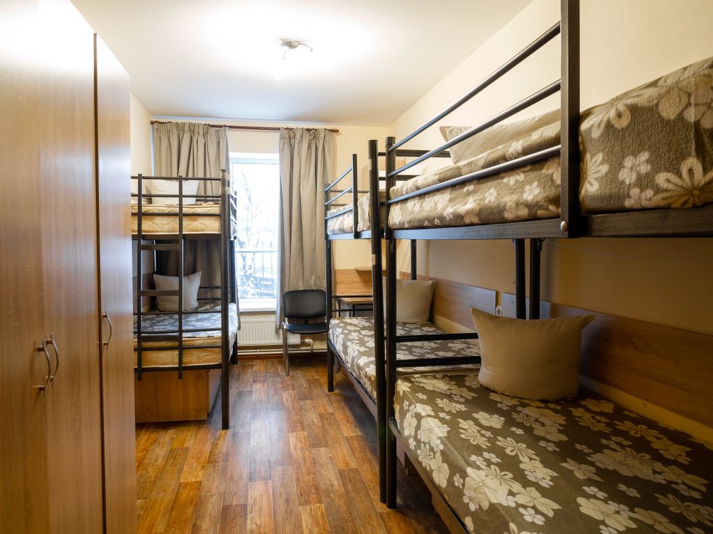 Хороший Хостел — Многоместный мужской номер стандарт с санузлом