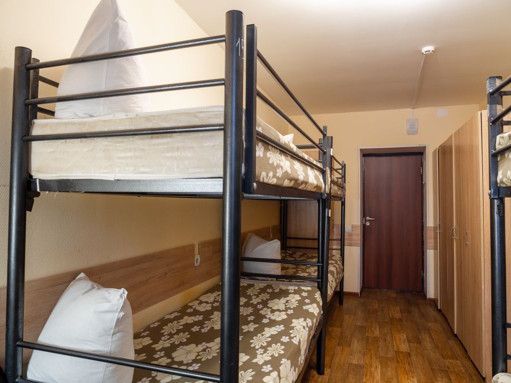 Хороший Хостел — Многоместный мужской номер стандарт с санузлом