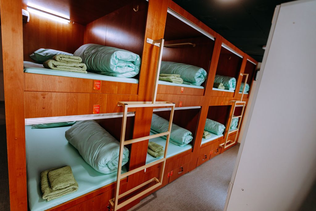 Капсула времени — Одноместный номер кровать-капсула, верхний ярус