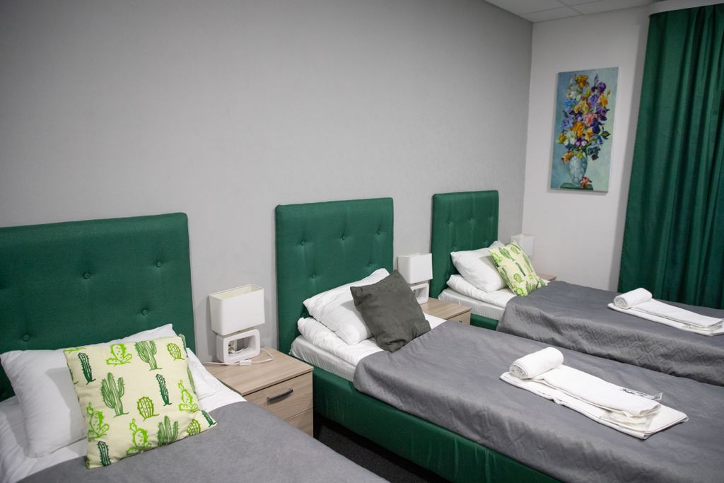 Gardens Hotel — Трёхместный номер стандарт