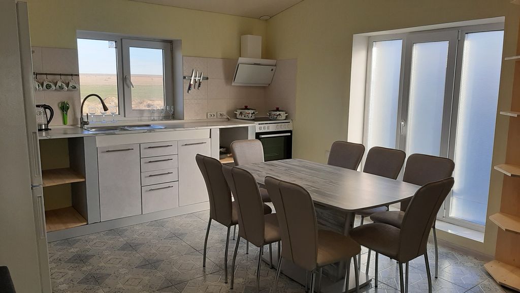 Агидель — Апартаменты Трехкомнатная квартира с кухней