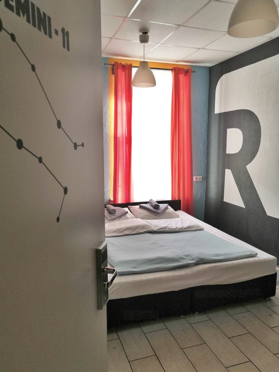 Кино Хостел на Пушкинской — Двухместный номер с 1 кроватью или 2 отдельными кроватями, эконом-класс