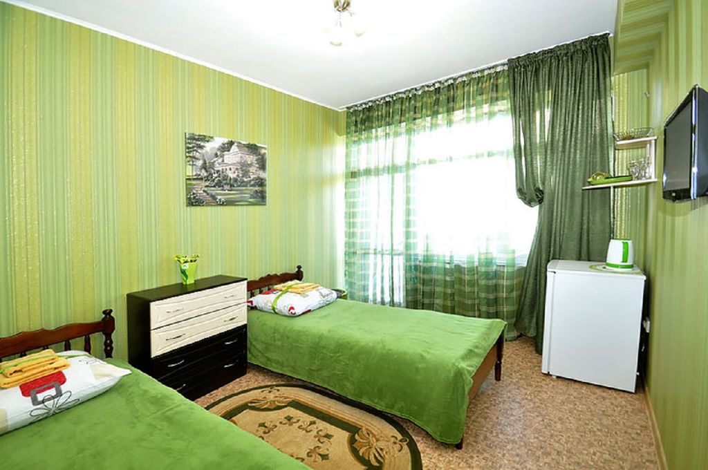 Ангара — Двухместный номер с 2 отдельными кроватями с балконом