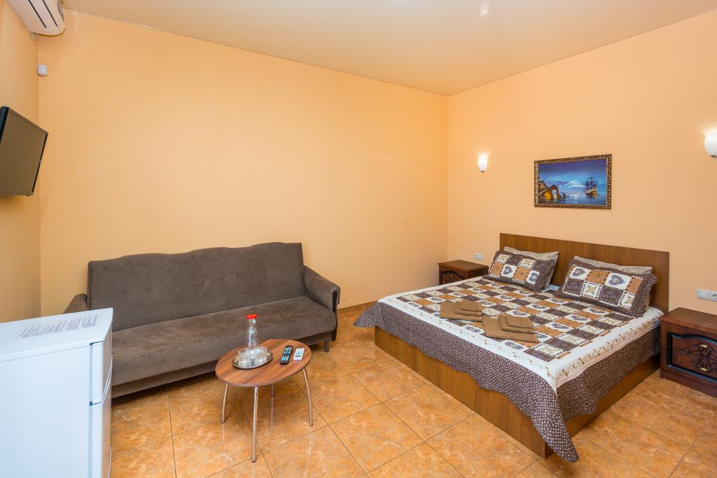 Георич — Четырёхместный номер Люкс с террасой