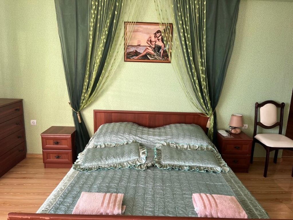 Дженнет — Четырёхместный номер люкс