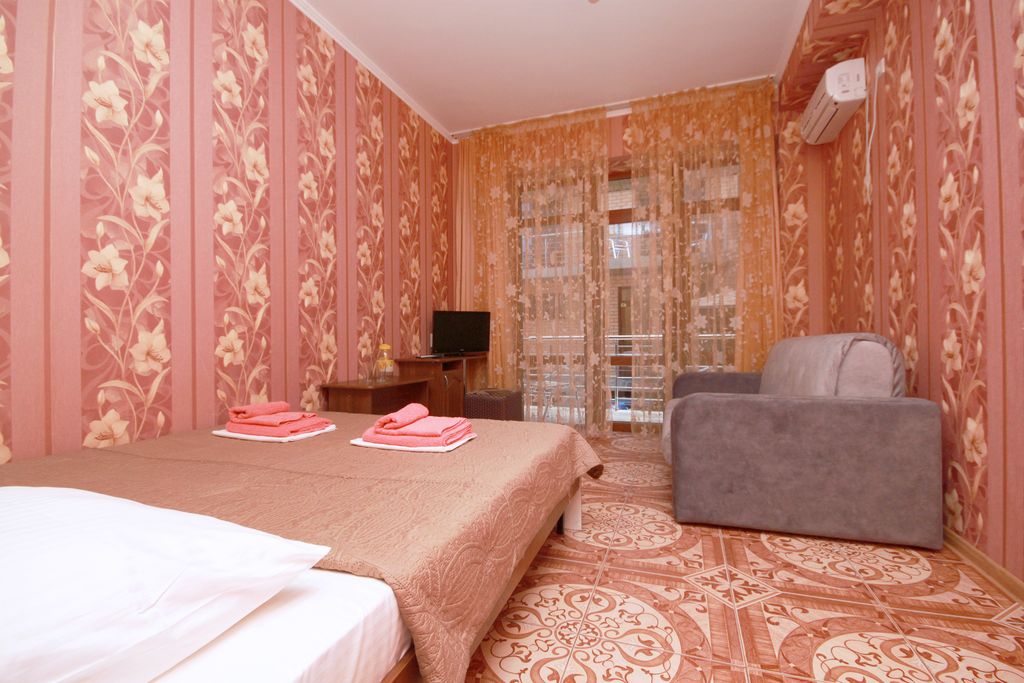 Валентина — Четырёхместный номер улучшенный