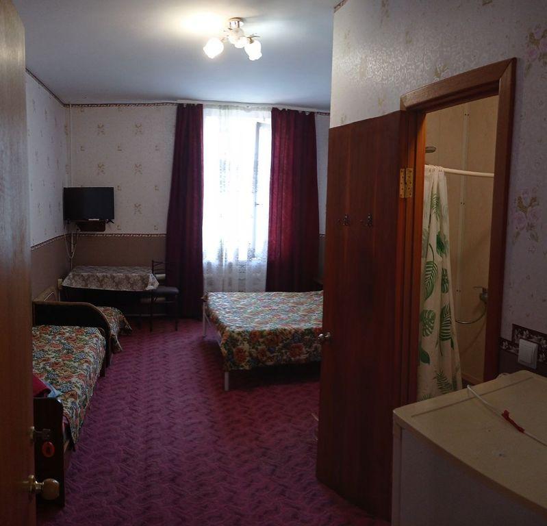Ангелина — Трёхместный номер стандарт