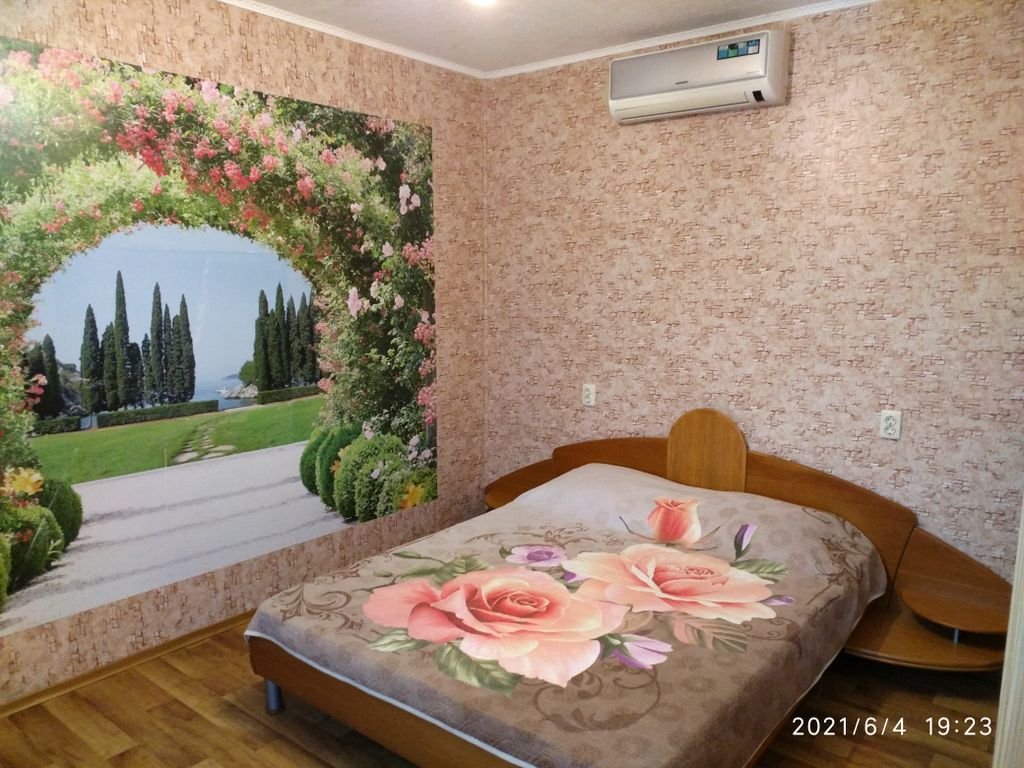 Сказка — Четырёхместный номер полулюкс