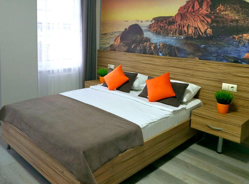 Флагман2 — Апартаменты Трехместная студия