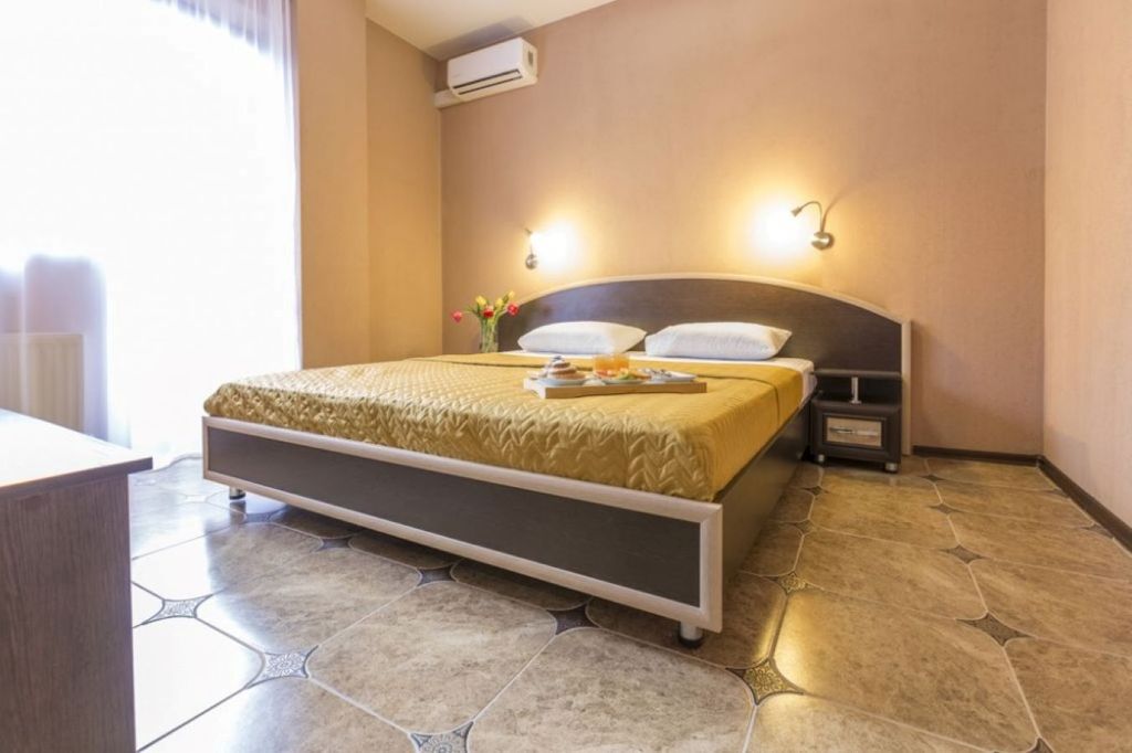 Танаис — Апартаменты люкс с видом на город