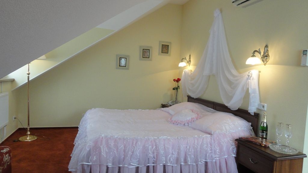 Мономах — Апартаменты мансарда