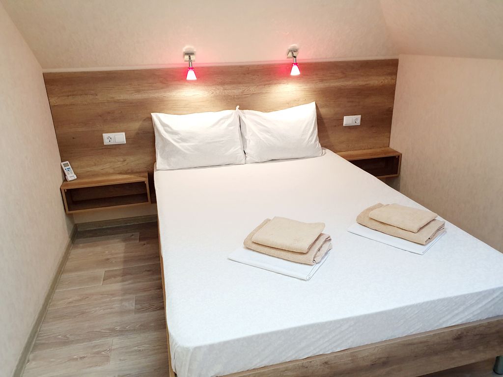 Флагман2 — Двухместный номер с 1 кроватью на мансардном этаже