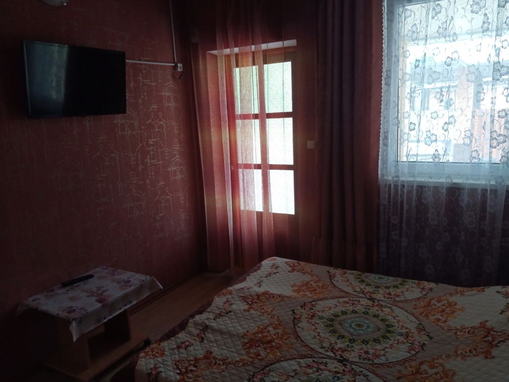 Виктория — Трёхместный номер стандарт