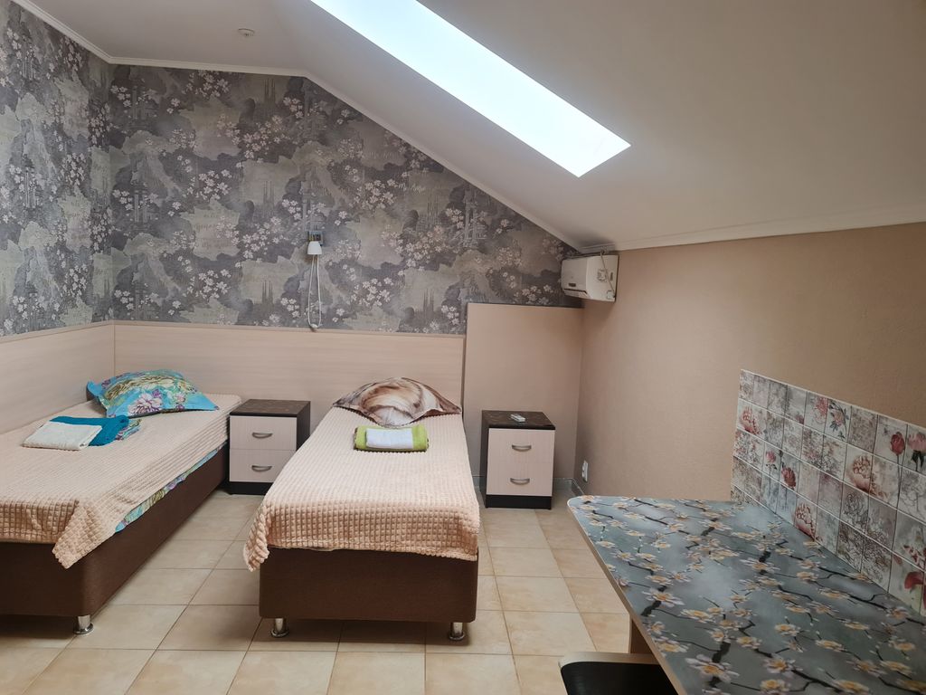 ДельфиниЯ — Двухместный номер с 2 отдельными кроватями эконом