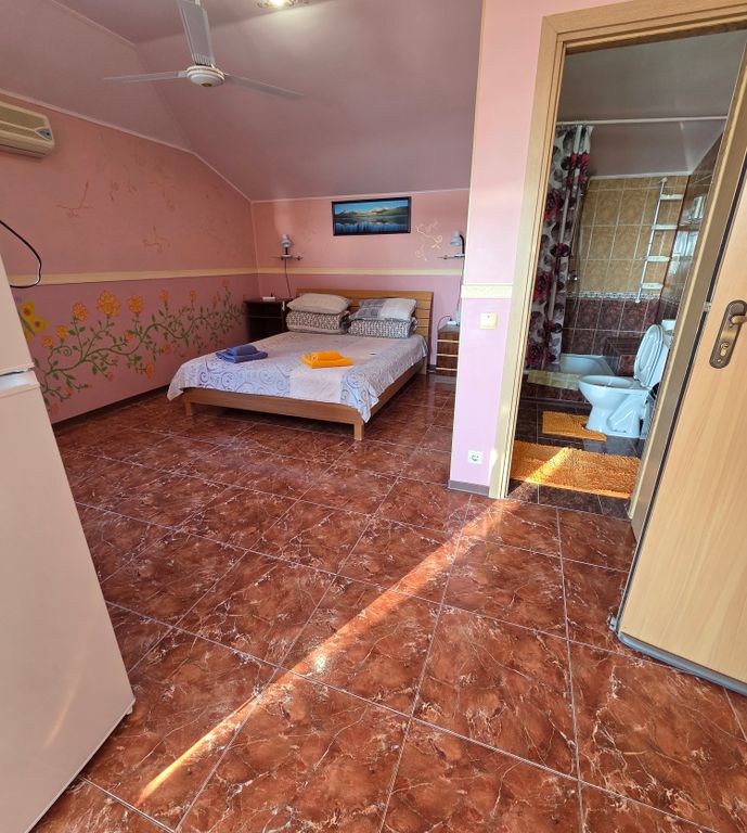 Сказка — Трёхместный номер 10 люкс