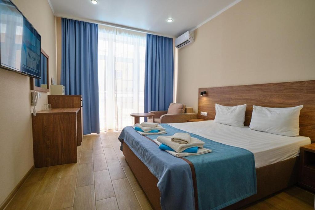 OneTime — Двухместный номер с 1 кроватью стандарт с креслом