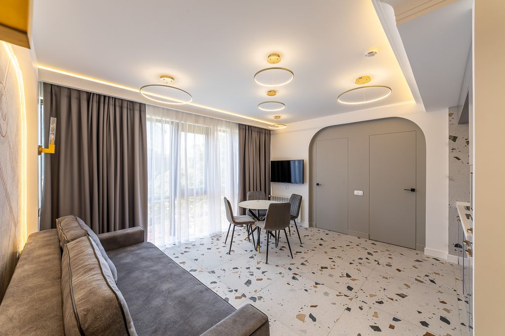 Шагал по Красной площади — Апартаменты  с 2 спальнями