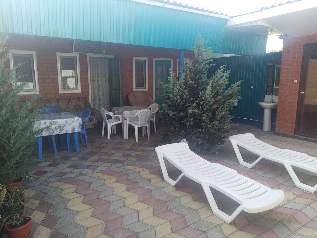 Виктория — Трёхместный номер эконом