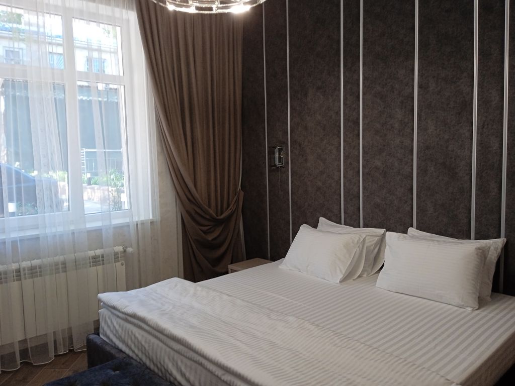 VK-Grand — Семейный номер Люкс без балкона