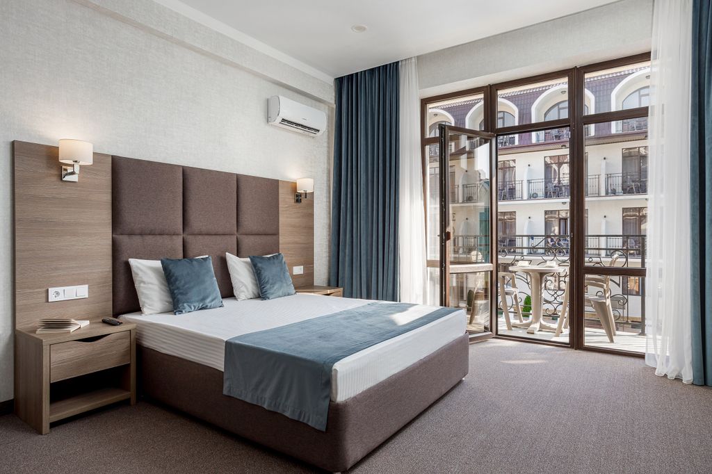 Моретель — Двухместный номер с 1 кроватью Люкс с балконом, завтраком и теплым бассейном