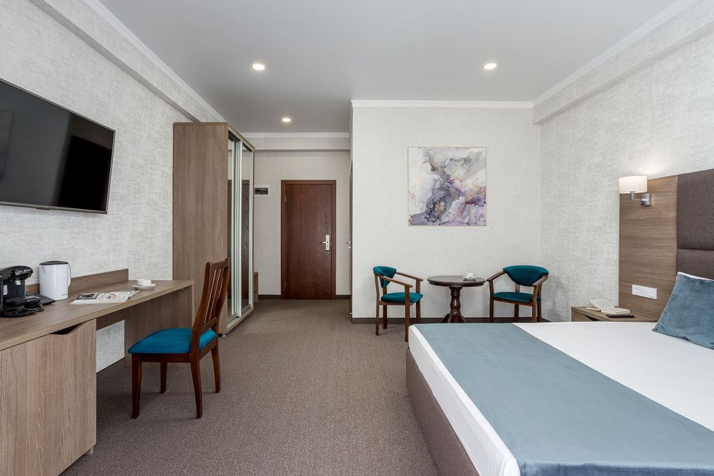 Моретель — Двухместный номер с 1 кроватью Люкс с патио, завтраком и теплым бассейном