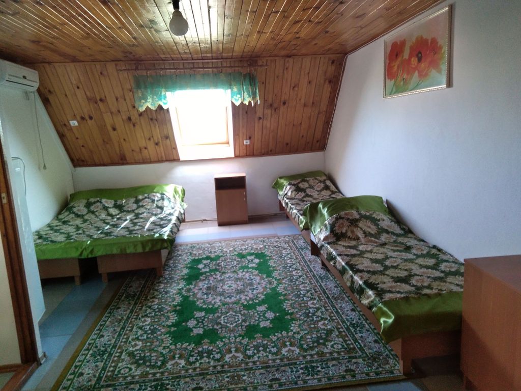 Долина Роз — Четырёхместный номер стандарт