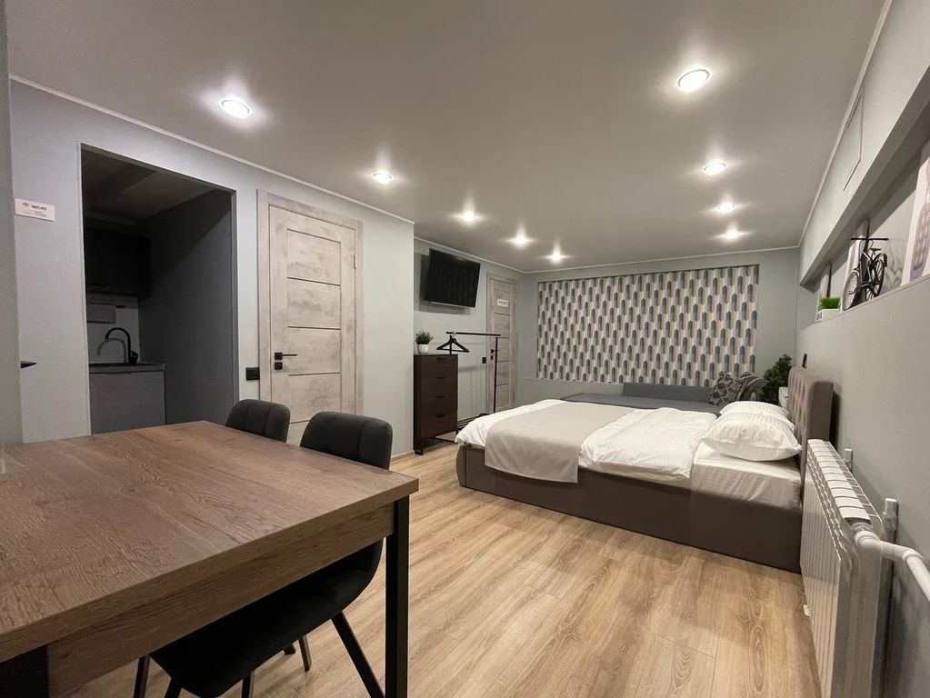 Zoofa — Апартаменты №5 (без окна, на цокольном этаже)