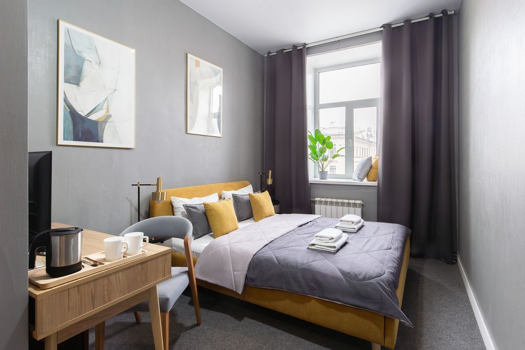 Lopatin Невский 100 — Двухместный номер с 1 кроватью стандартный с видом на Невский проспект