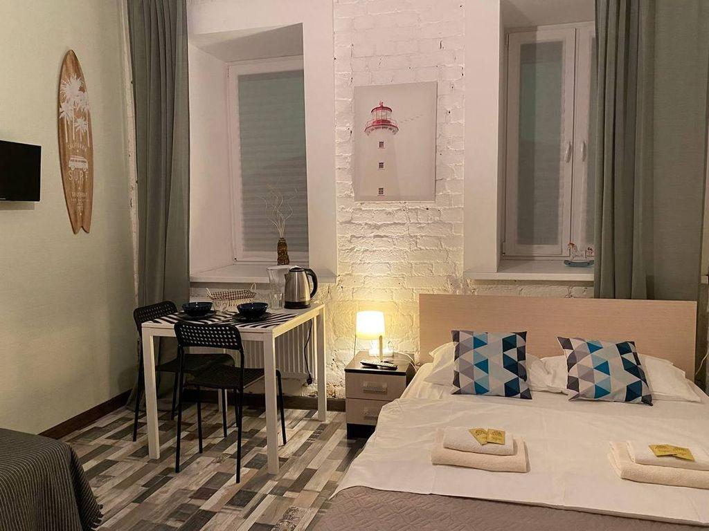 Boho Loft Hotel Nevsky — Двухместный номер с 1 кроватью и креслом-кроватью с собственной ванной комнатой в уютном миниотеле