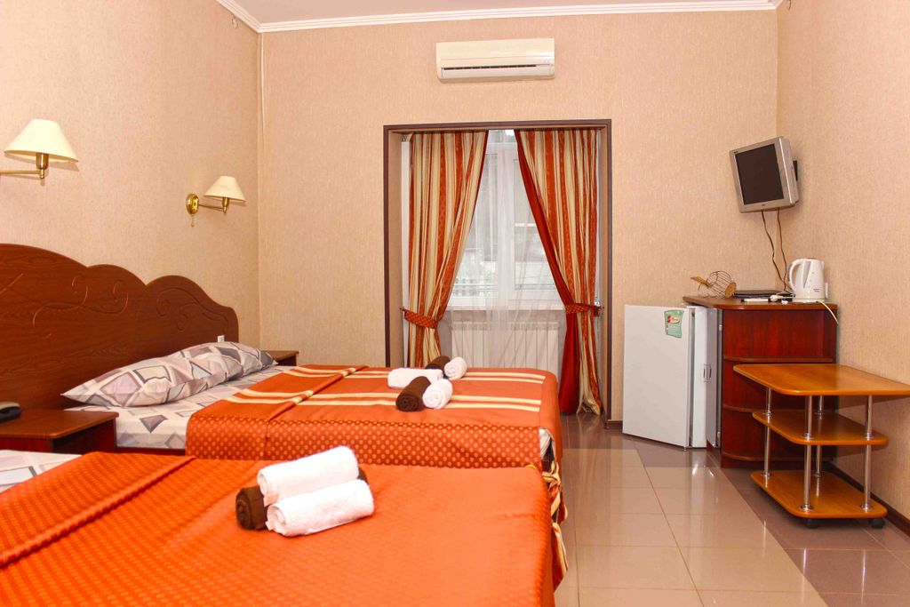 Южная ночь — Трёхместный номер Люкс трехместный