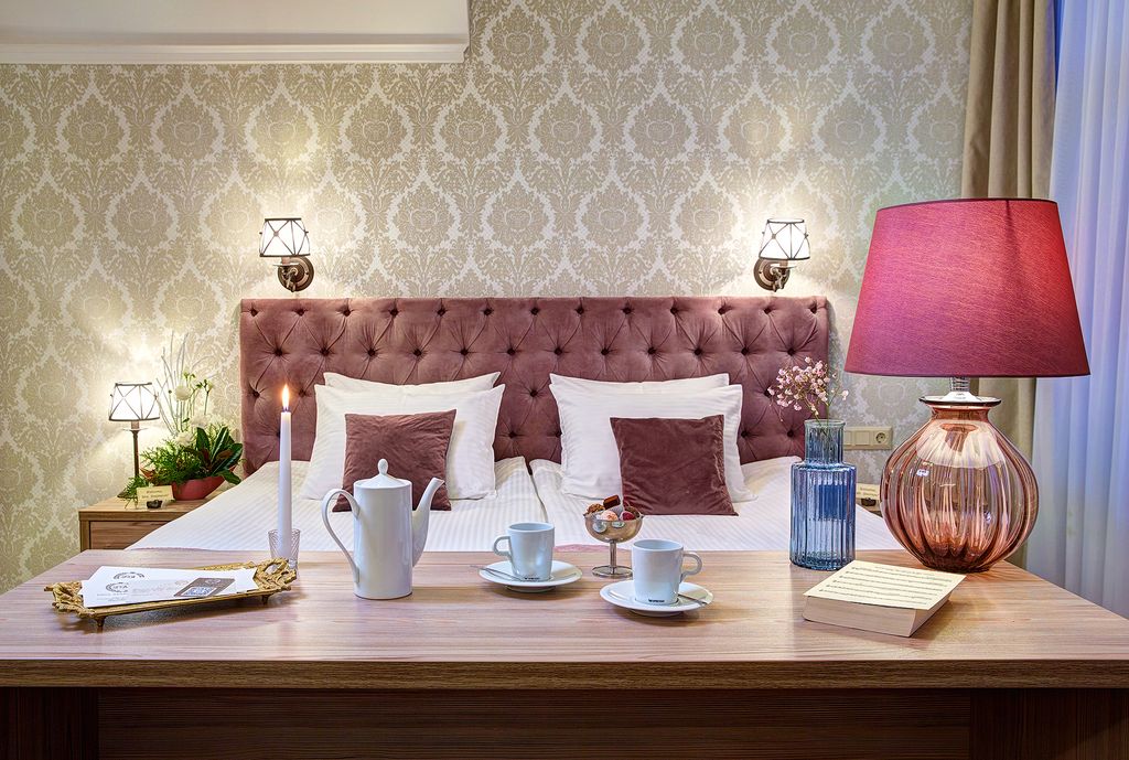 Павловские апартаменты — Четырёхместный номер улучшенный двухместный номер с кухней