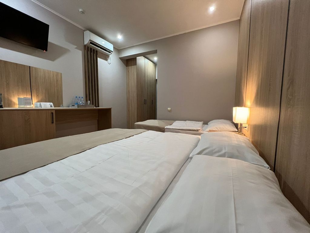 Ибра — Трёхместный номер полулюкс