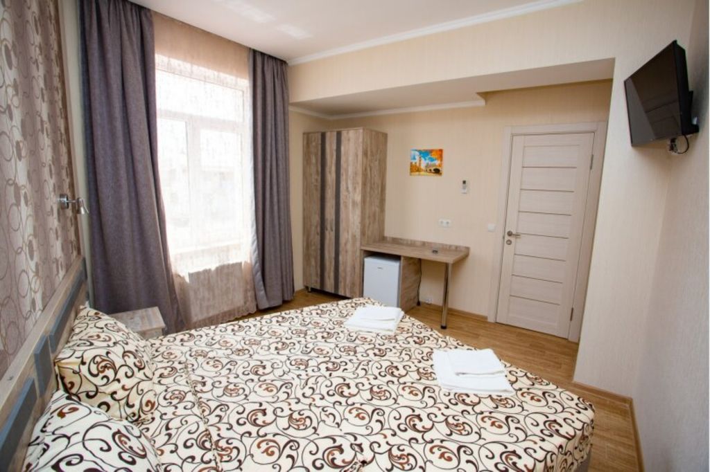 Олимпия — Семейный номер полулюкс