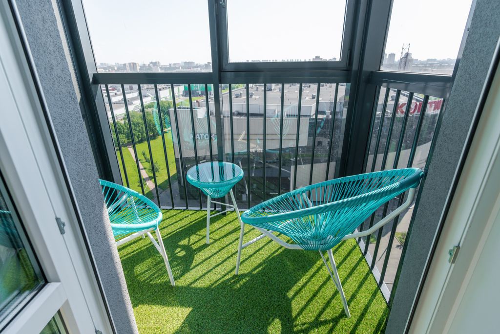 ApartStel — Апартаменты Люкс с отдельной кухней и балконом