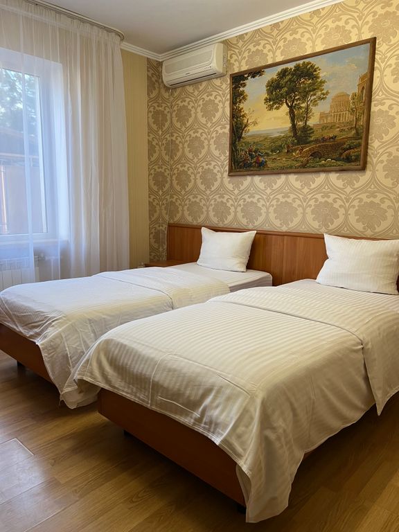 Надежда румс — Трёхместный номер стандарт