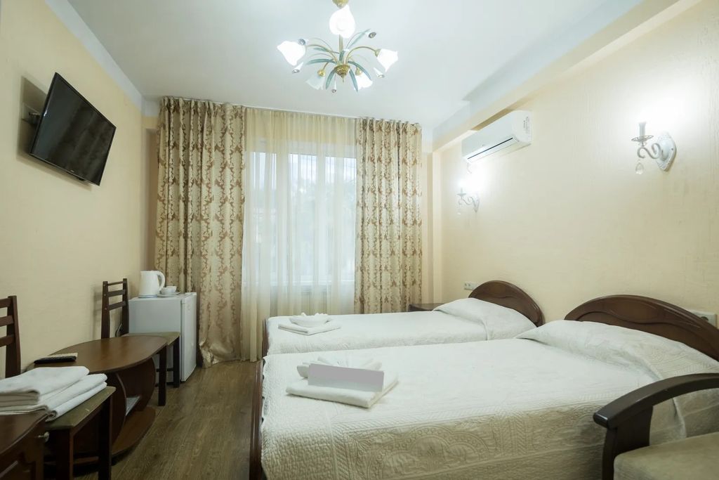 Чайка-Сочи — Двухместный номер с 2 отдельными кроватями стандарт улучшенный