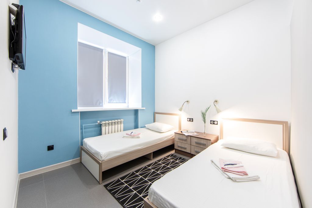 ХостелыРус - Тюмень — Двухместный номер с 2 отдельными кроватями