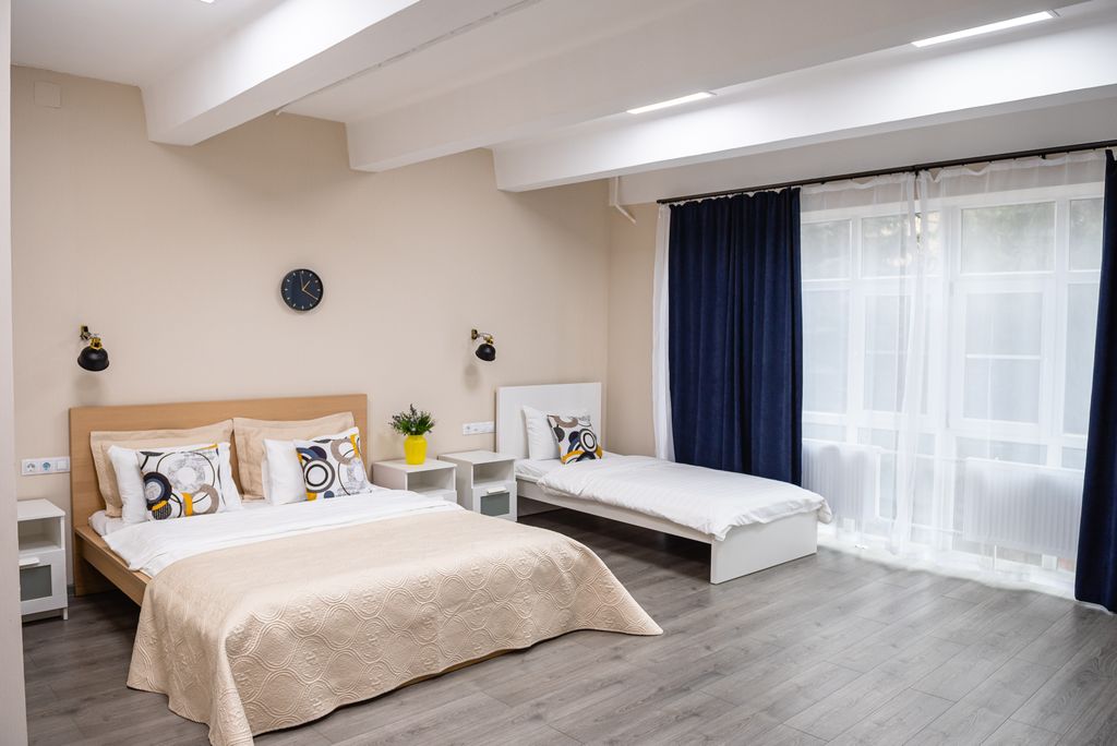 Смарт Кантемировский — Трёхместный номер комфорт