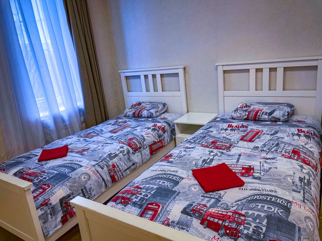 Лондон — Четырёхместный номер (семейный)