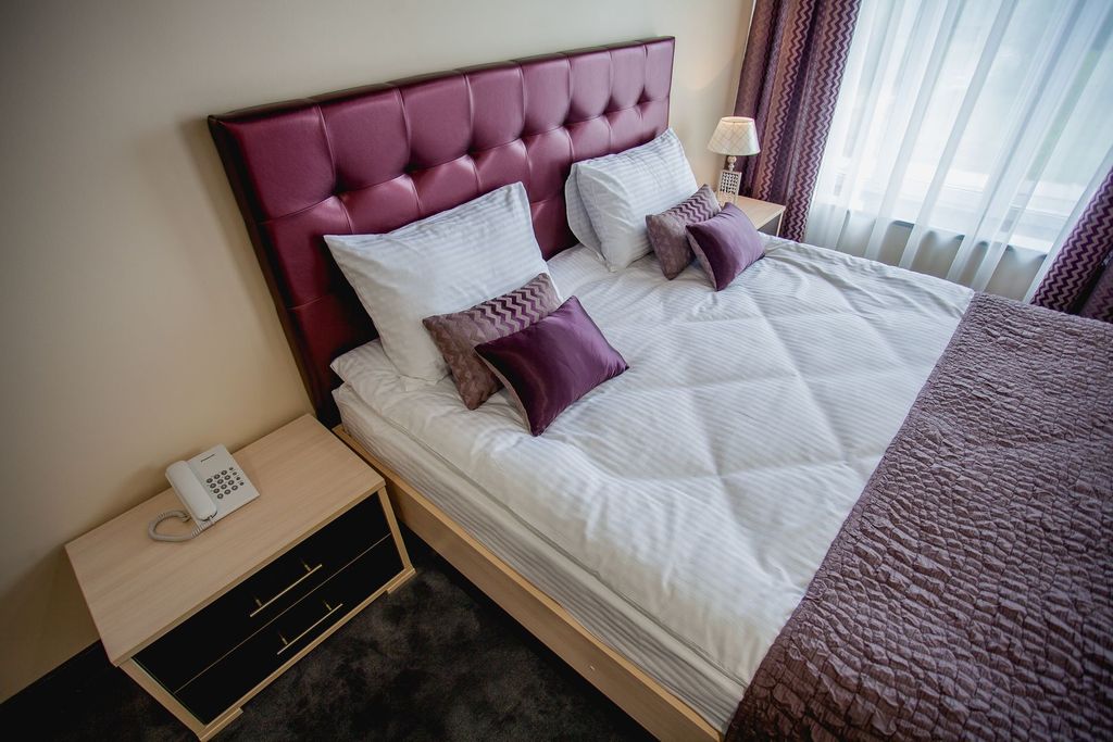 Alex Aqua Hotel — Трёхместный номер полулюкс с сауной