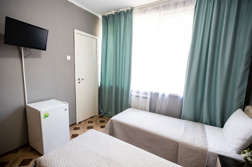 Мэли — Двухместный номер с 2 отдельными кроватями стандарт