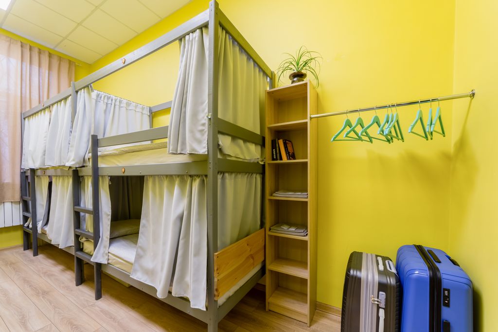 Дип Слип — Многоместный смешанный номер для мужчин и женщин Bunk Bed in Mixed Dormitory Room