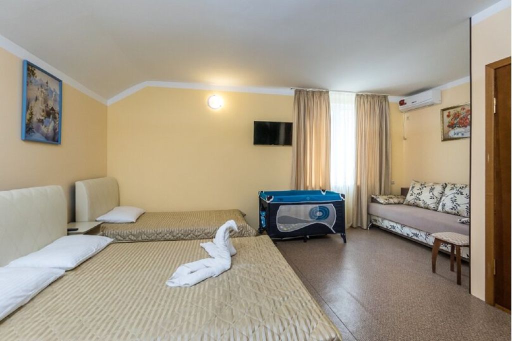 Белая березка — Семейный номер Семейный номер повышенной вместительности