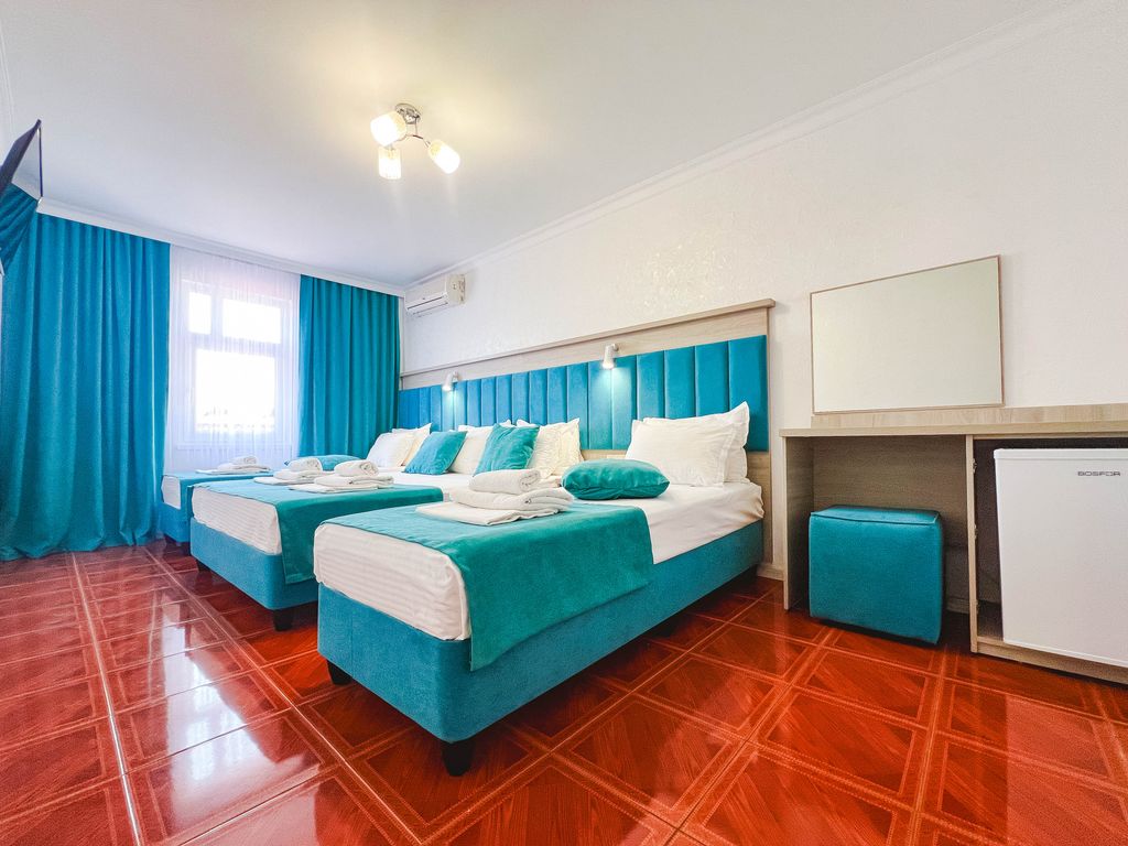 Спартак — Четырёхместный номер стандарт