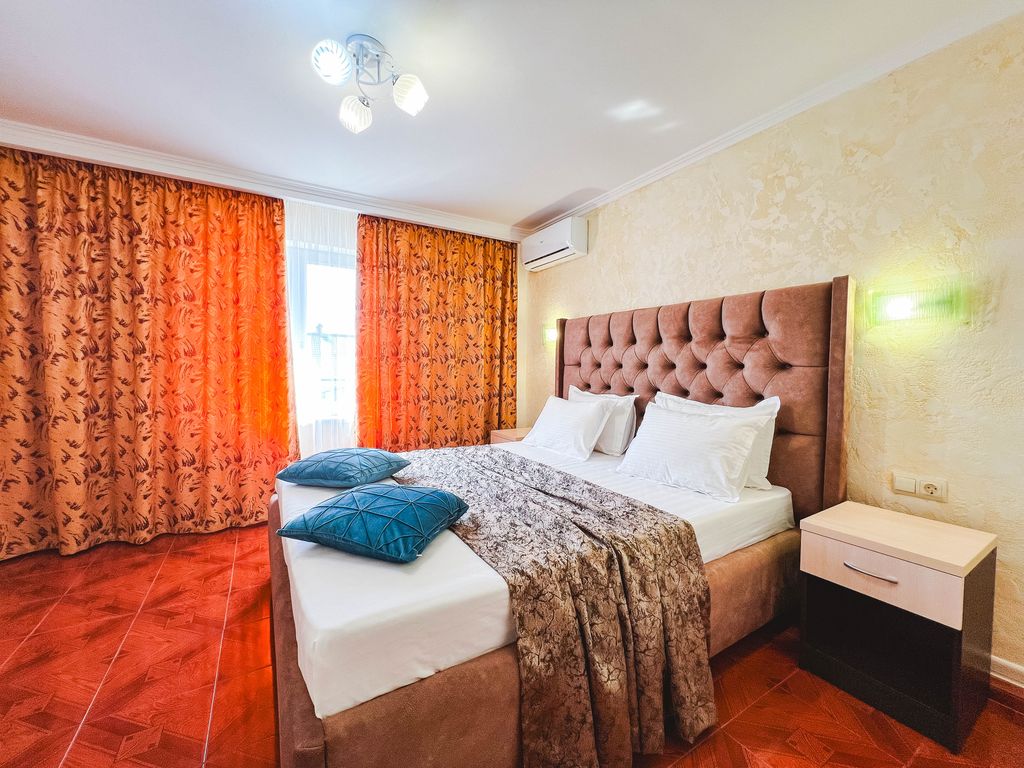 Спартак — Семейный номер двухкомнатный люкс