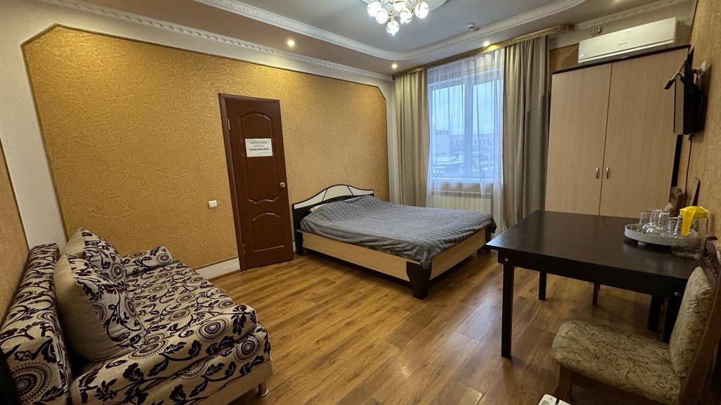 Милана — Трёхместный номер улучшенный