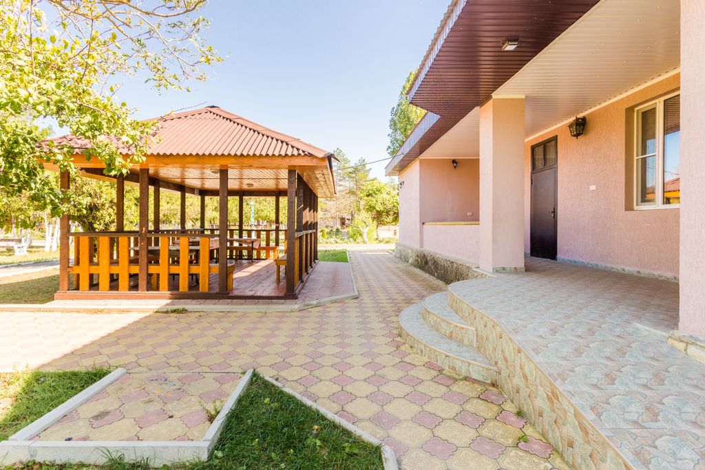 Пляжный поселок — Трёхместный номер эконом