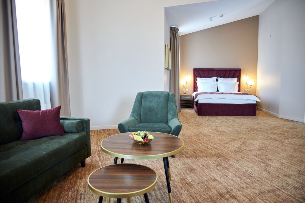 River Palace — Двухместный номер с 1 кроватью двухкомнатный люкс с кроватью размера king-size и террасой, вид на Неву