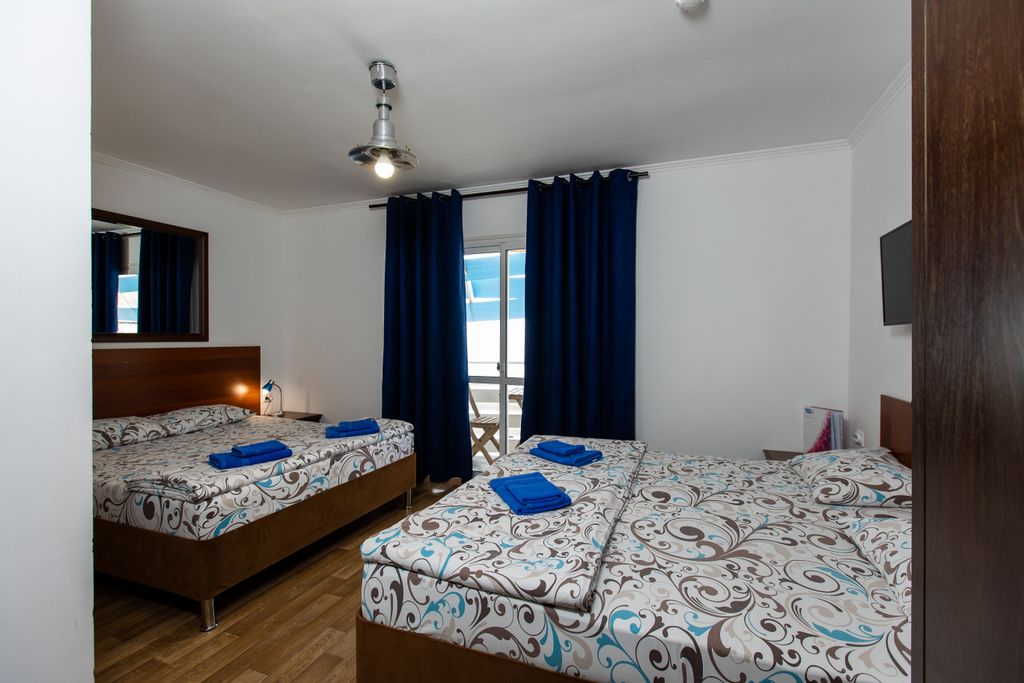 Барракуда — Четырёхместный номер стандарт с видом на море