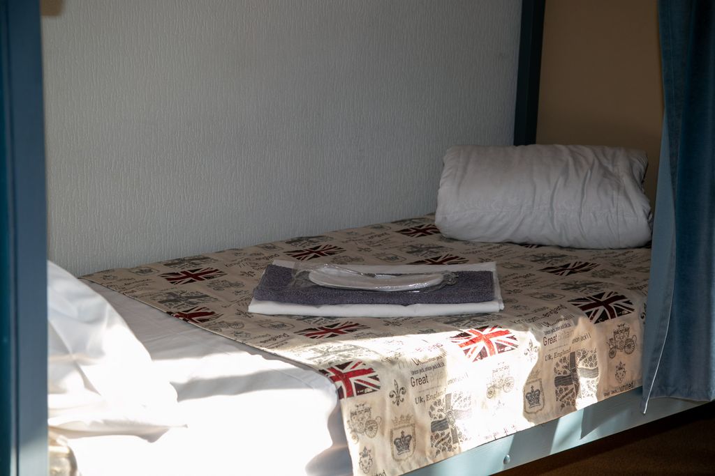 Петровская 59 — Многоместный мужской номер Мадрид